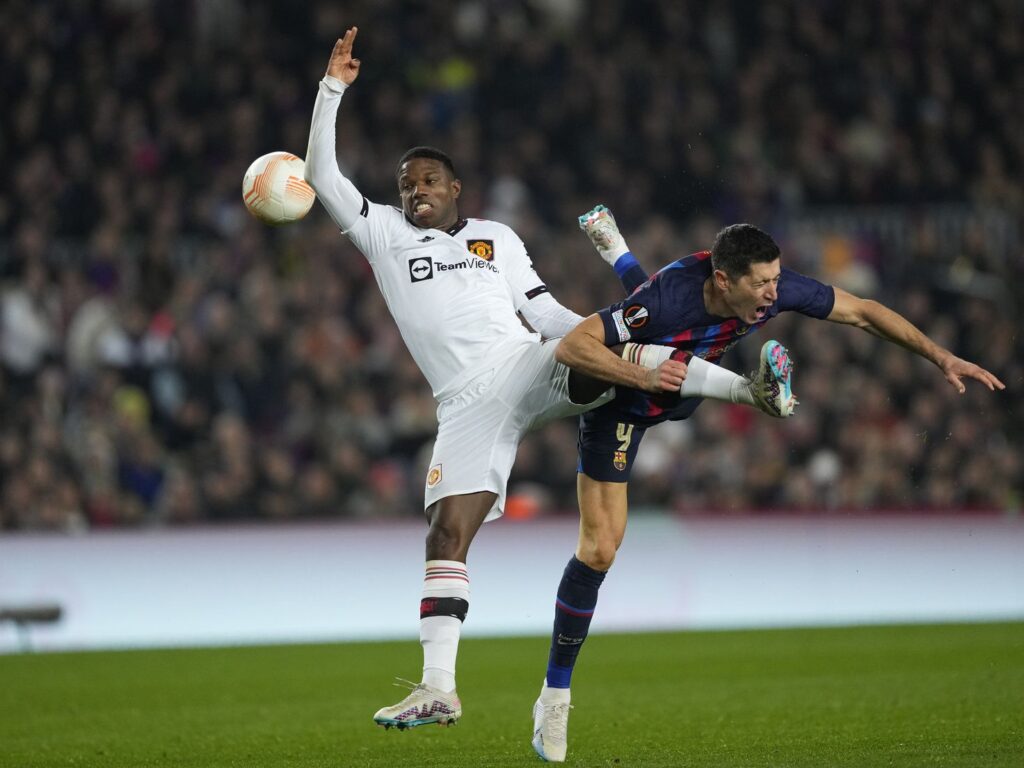 Barcelona vs. Manchester City: A Clash of Football Titans