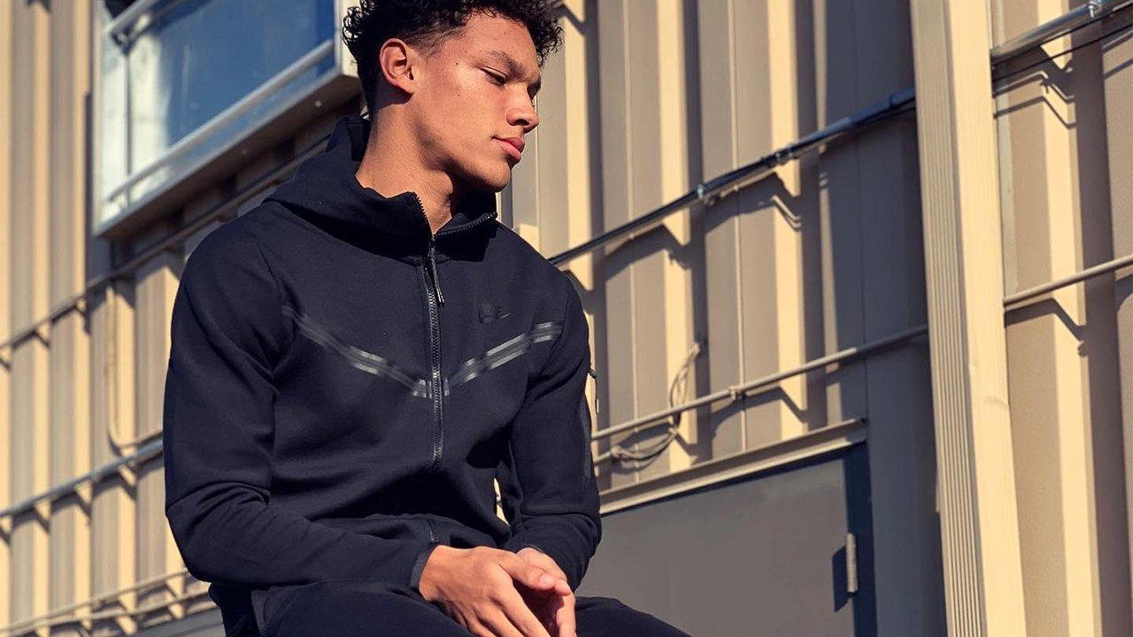 The Ultimate Guide to Nike Tech Fleece: Revolutionizing Comfort and Style