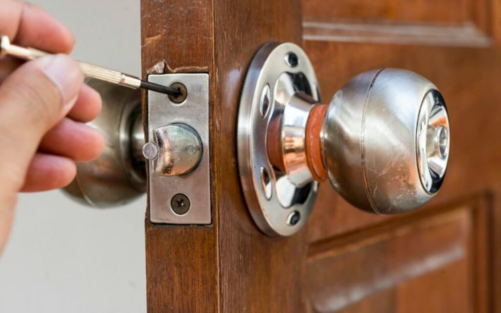 The Most Trusted locksmith pasadena md servleader