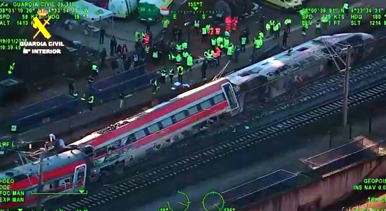 Spain mourns as train crash toll rises to 40